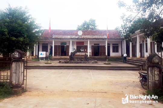 Nghệ An: Cảnh cáo cán bộ xã gây gổ tại trụ sở