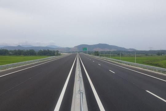 2 lần hỏi chất lượng cao tốc 34.000 tỷ, Bộ GTVT vẫn “nợ” câu trả lời