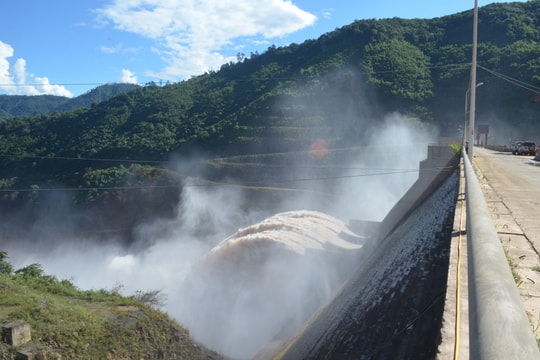 Kiểm tra điều tiết, xả lũ của các thủy điện: Quá nhiều bất cập!