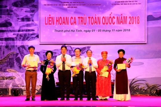 Nghệ An giành giải A tập thể, 2 giải cá nhân tại Liên hoan Ca trù toàn quốc