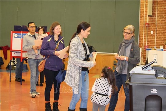 Bầu cử Mỹ: Đảng Dân chủ chiến thắng, giành lại quyền kiểm soát Hạ viện