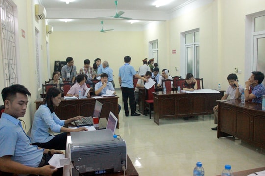 Nghệ An: Xử lý nghiêm hiện tượng “cò” gây mất trật tự trong đấu giá đất