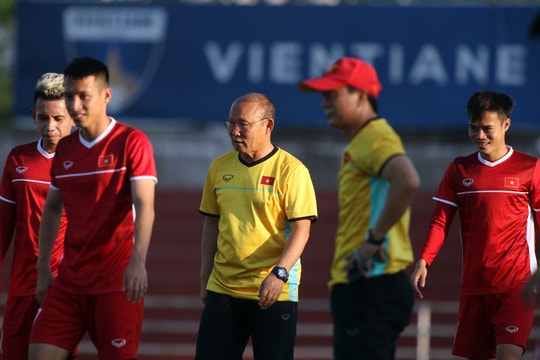 ĐT Lào - ĐT Việt Nam: Rèn cả bản lĩnh và tâm lý​