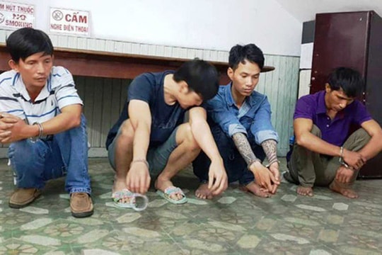 Băng trộm chuyên “săn” cổ vật ở đình, chùa sa lưới