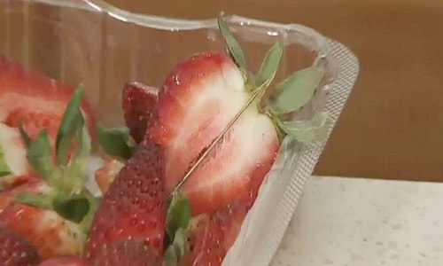 Nghi phạm gốc Việt có thể lên kế hoạch nhét kim vào dâu tây ở Australia