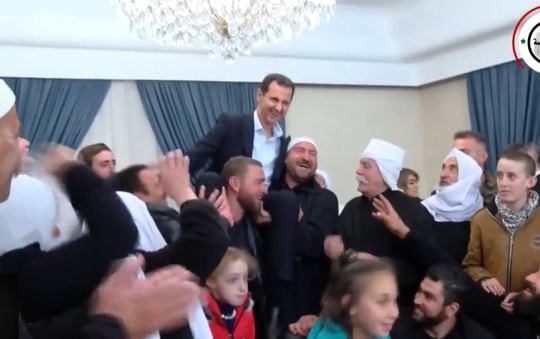 Giải phóng khỏi IS, người dân Syria kiệu tổng thống ăn mừng