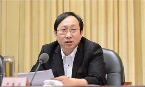 Trung Quốc: Bí thư thành phố “ngã ngựa” vì vợ cũ hống hách