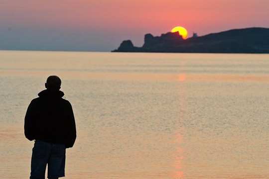 Triều Tiên trục xuất một công dân Mỹ; Ukraine không thể xây căn cứ hải quân trên biển Azov