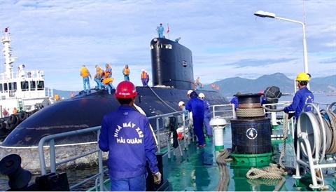 Việt Nam chế thiết bị đặc biệt, tự sửa chữa tàu ngầm