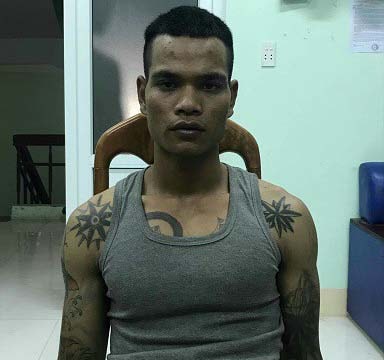 Bắt đối tượng khống chế nữ cán bộ để cướp tài sản