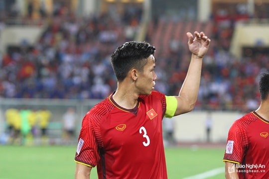 Lứa cầu thủ đồng niên với Quế Ngọc Hải ở SLNA "tan đàn xẻ nghé"