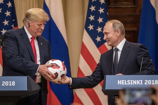 Putin - Trump gặp nhau ngày 1-12; Italy thông qua sắc lệnh an ninh và kiểm soát nhập cư