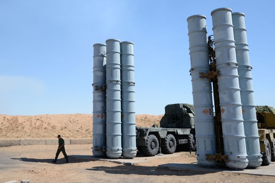 Syria tuyên bố bắn hạ máy bay chiến đấu của Israel