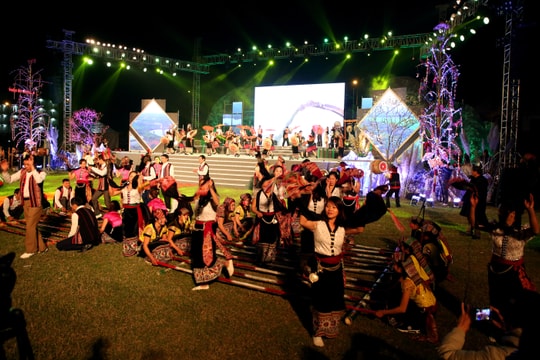 Nghệ An: Sẽ tổ chức chợ hoa Xuân ở TP. Vinh, đêm hội sắc Xuân miền Tây ở Con Cuông