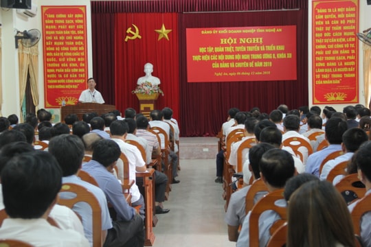 Đảng ủy Khối Doanh nghiệp: Quán triệt trách nhiệm nêu gương của cán bộ, đảng viên