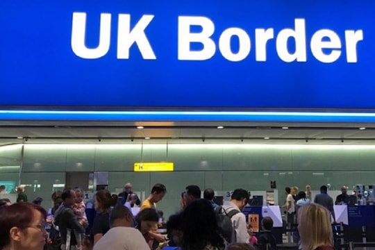 Anh dừng cấp “visa vàng” để chống nạn rửa tiền; Đàm phán hòa bình Yemen tại Thụy Điển