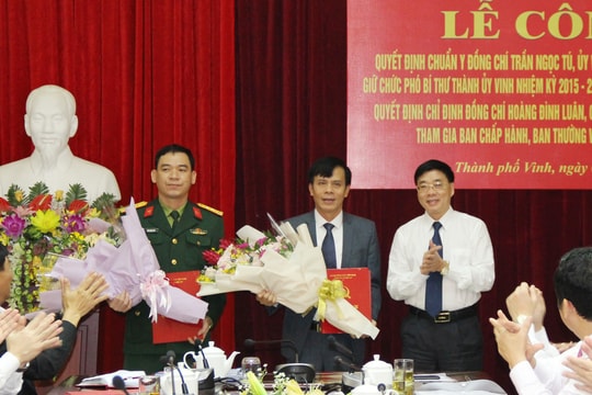 Đồng chí Trần Ngọc Tú giữ chức Phó Bí thư Thành ủy, Chủ tịch UBND thành phố Vinh