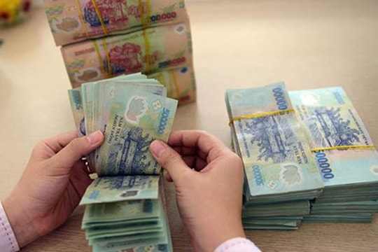 Tiền lương, thưởng Tết tháng thứ 13 có phải nộp thuế?