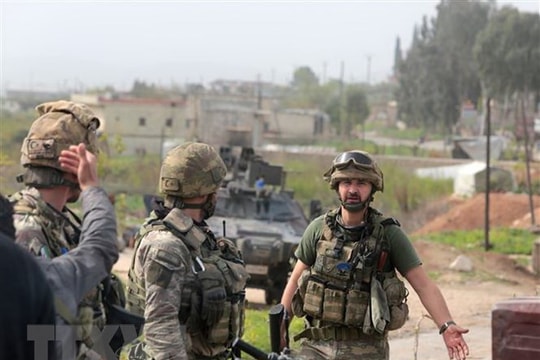 Chiến trường Syria: Thổ Nhĩ Kỳ đề nghị Mỹ dỡ bỏ các trạm quan sát ở miền Bắc
