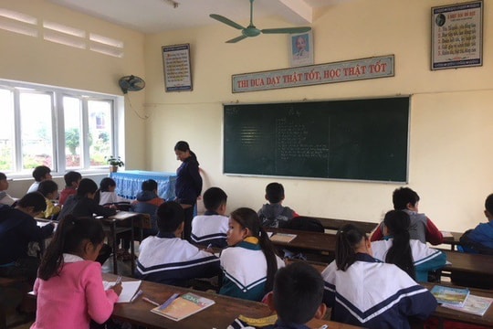 Các vụ bạo hành học sinh: Người lớn lo bảo vệ mình, bỏ quên con trẻ?