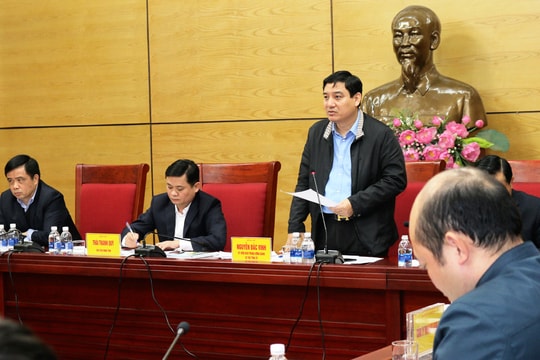 Lãnh đạo tỉnh phê bình một số sở, ngành chậm trong giải quyết thủ tục đầu tư