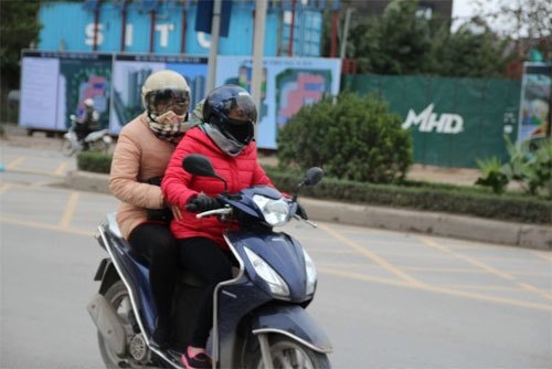 "Tuyệt chiêu" xử lý sự cố xe máy trong ngày giá lạnh