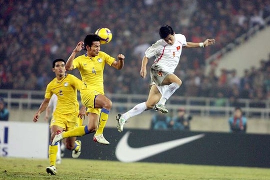 Xem lại bàn thắng vàng giúp ĐT Việt Nam vô địch bóng đá Đông Nam Á 2008 