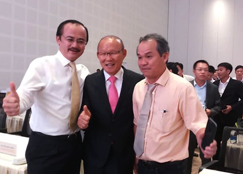 HLV Park Hang-seo hội ngộ bầu Đức tại Quảng Nam