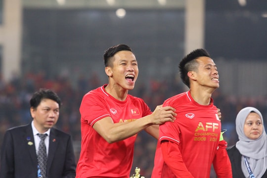 Trung vệ Quế Ngọc Hải: Khi giọt nước mắt thôi rơi