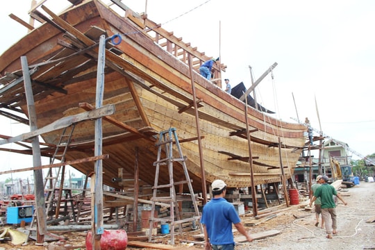Nghệ An: Giảm mạnh tàu cá đóng mới