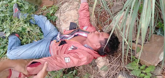 Người nông dân quật ngã tên cướp táo tợn