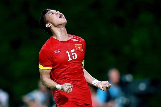 Quế Ngọc Hải và 4 thành viên Việt Nam vào Đội hình tiêu biểu AFF Cup