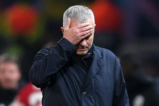 Mourinho - như một dòng sông đã qua đời