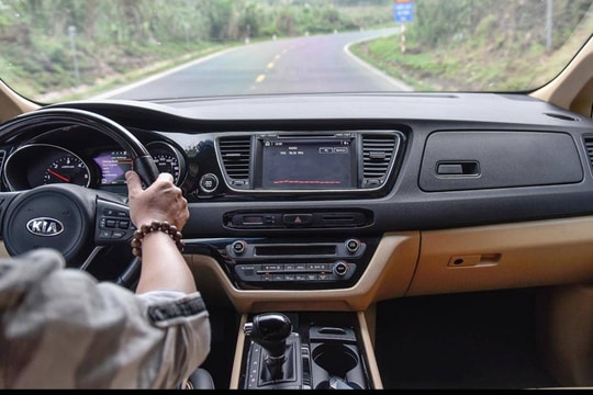 Ô tô bị rung lắc, nguyên nhân và cách khắc phục