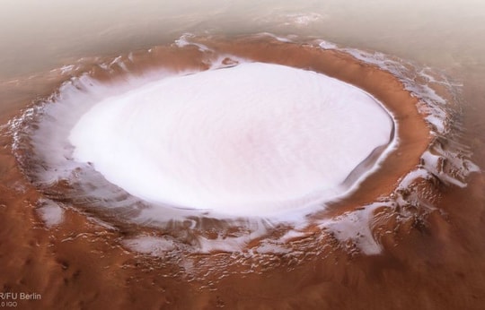 Các nhà thiên văn học công bố bức ảnh “hồ tuyết” trên sao Hỏa