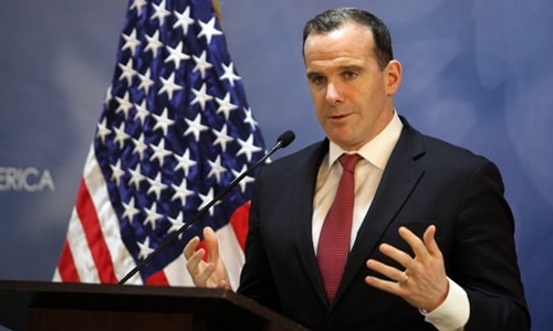 Phản đối Trump, phái viên liên quân chống IS của Mỹ từ chức