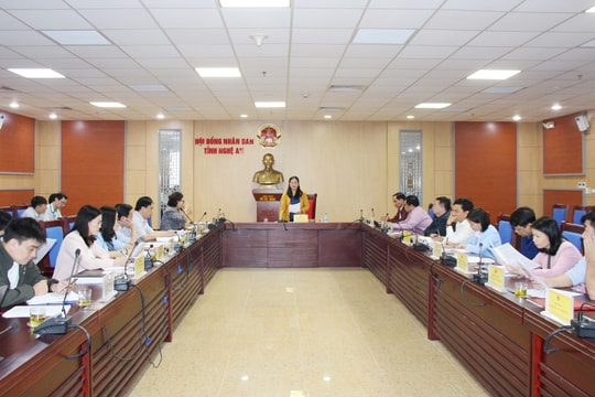 Xem xét trách nhiệm các Sở, ngành trong giải quyết kiến nghị của cử tri