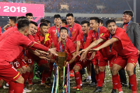 Vô địch AFF Cup 2018, rồi sao nữa?