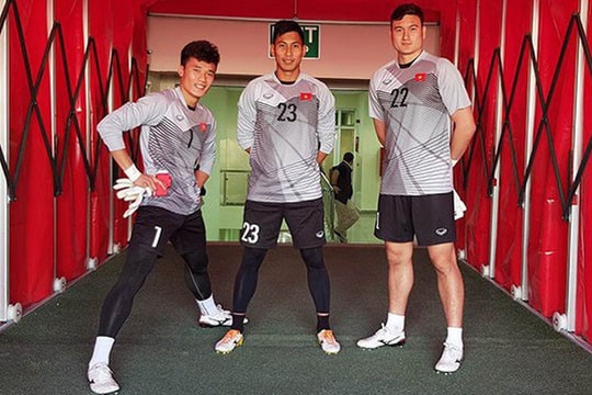 Asian Cup 2019: Nếu Văn Lâm là số 1, thì ai là số 2?