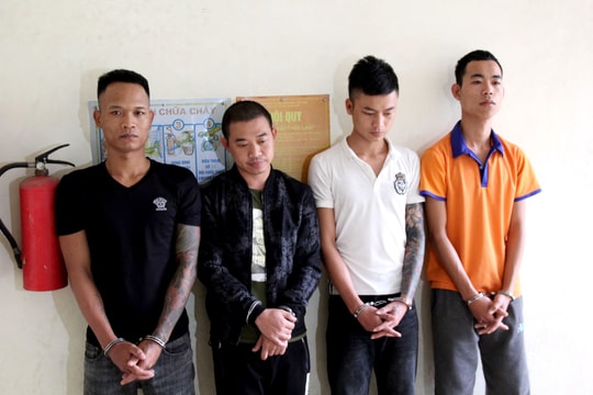 Nghệ An: Bắt nhóm giang hồ cho vay nặng lãi tấn công chất bẩn, thuốc chuột vào nhà dân 