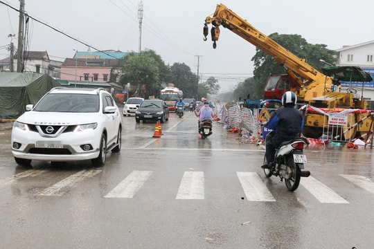 TP Vinh: Cầu Bưu Điện thông xe trở lại