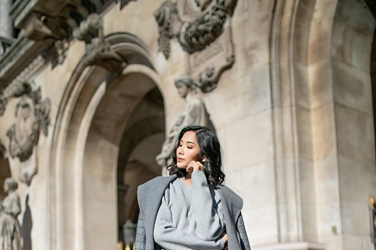 Hoàng Thùy gợi ý mix đồ mùa đông hợp mốt