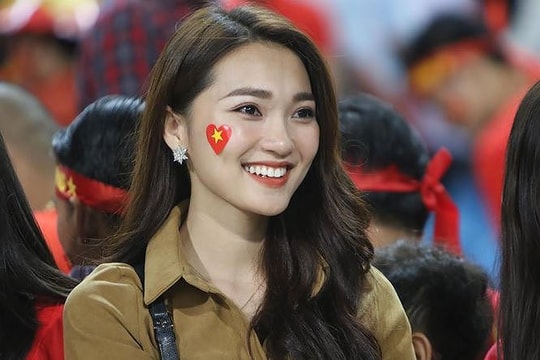Điểm danh bạn gái hotgirl của các cầu thủ Việt “gây náo loạn” cộng đồng mạng năm 2018