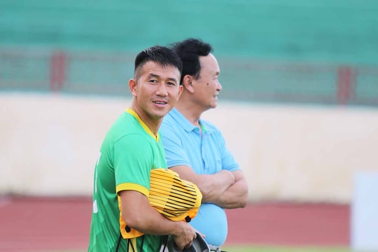 Tiền vệ Nguyễn Quang Tình chính thức trở lại SLNA 