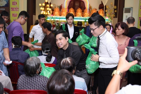 Quán quân Thần tượng Bolero cùng danh ca Ngọc Sơn tổ chức đêm nhạc từ thiện tại Nghệ An