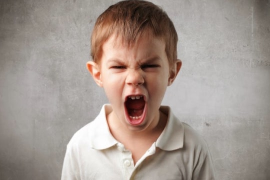 Nguyên nhân gây ra những nét tính cách tiêu cực ở trẻ