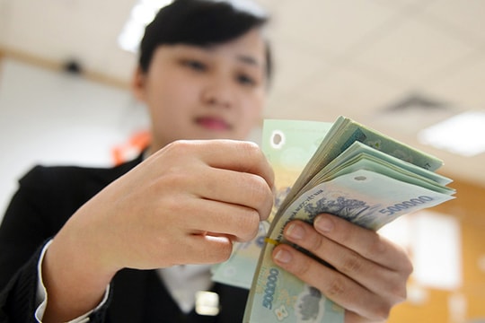 Tiền thưởng Tết Nguyên đán Kỷ Hợi có phải trích đóng BHXH?