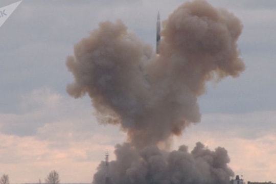 Chuyên gia Mỹ nói gì khi Nga thử nghiệm tên lửa siêu thanh Avangard?