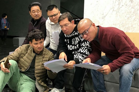 Dàn "Táo Quân" Tết Kỷ Hợi 2019 đều đeo kính lão