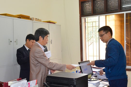 Khắc phục hạn chế trong thực hiện quy định về văn hóa công sở